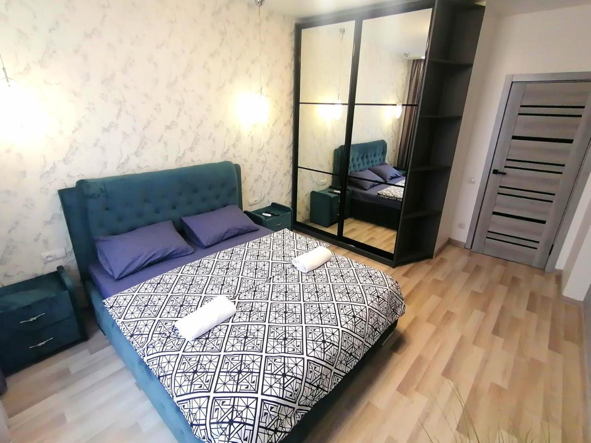 Apartmán Новобудова Сам Центр Вул Шевченка 60 Оперний 10Хв Lvov Exteriér fotografie